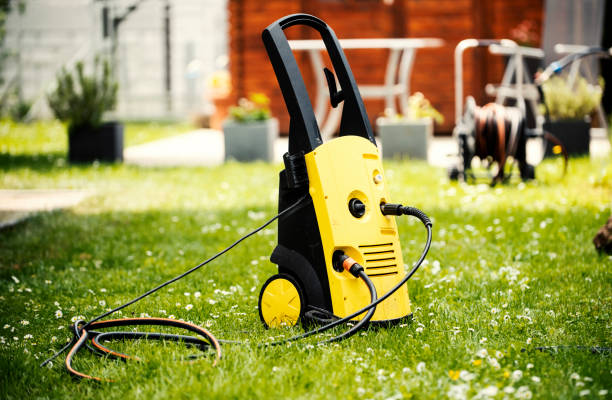 Post-Construction Pressure Washing in Hebron, IL